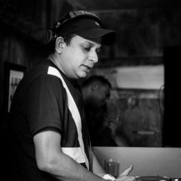 DJ Visnu at Barebones - The Balcony Bar Image 9