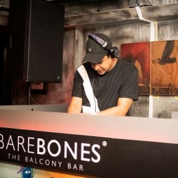 DJ Visnu at Barebones - The Balcony Bar Image 10