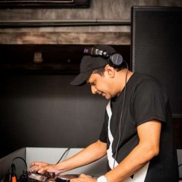 DJ Visnu at Barebones - The Balcony Bar Image 18