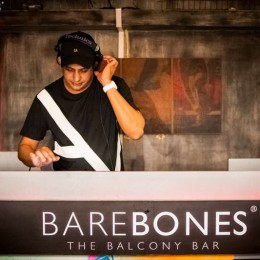 DJ Visnu at Barebones - The Balcony Bar Image 54