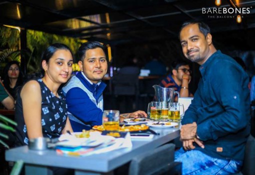 Weekend Vibes Glam Photos at Indiranagar, Bangalore